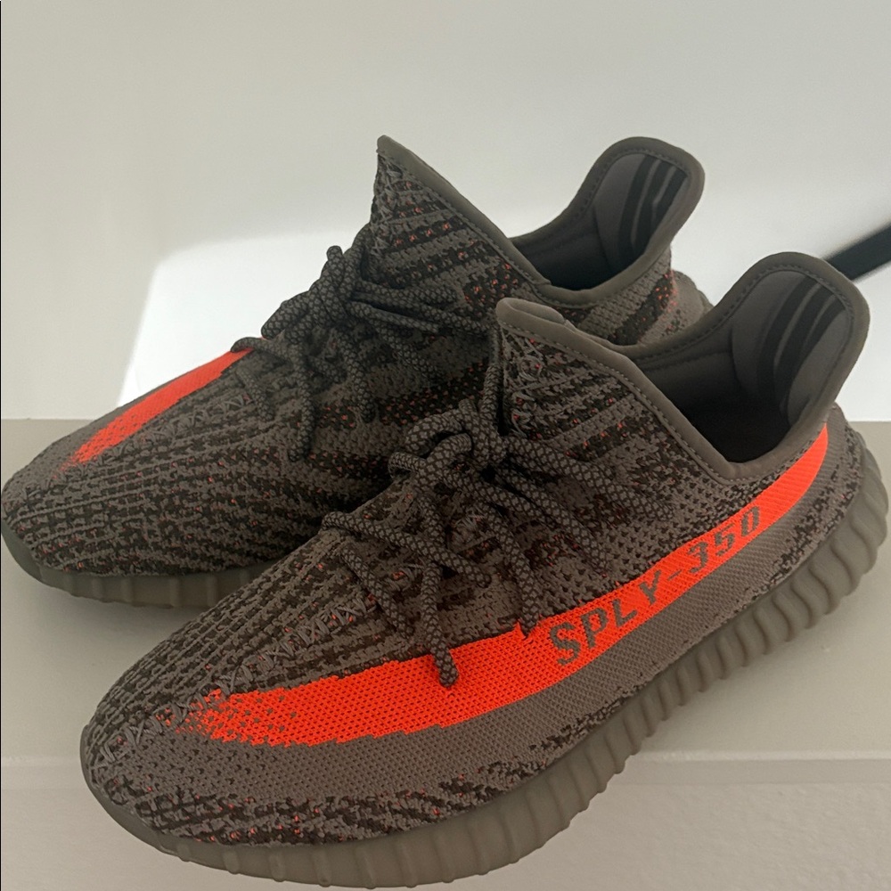 adidas Yeezy Boost 350 V2
Beluga Reflective - Picture 2 of 6